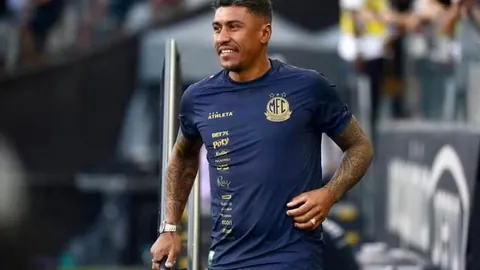 《热刺新赛季战术革新揭秘：定位球神技突显，防守压迫升级！》