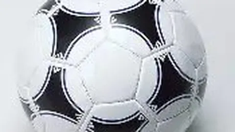 谁能率先问鼎新赛季荣耀之战？