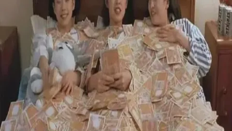 “桑乔或成霍伊伦先锋位置接班人之谜揭晓”